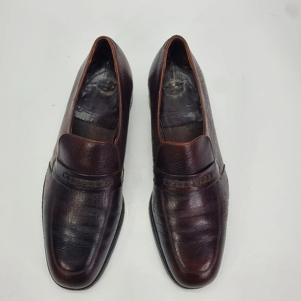 The Florsheim Shoe Men's 9.5 D Penny Loafers Distressed Leather Slip On Vintage
